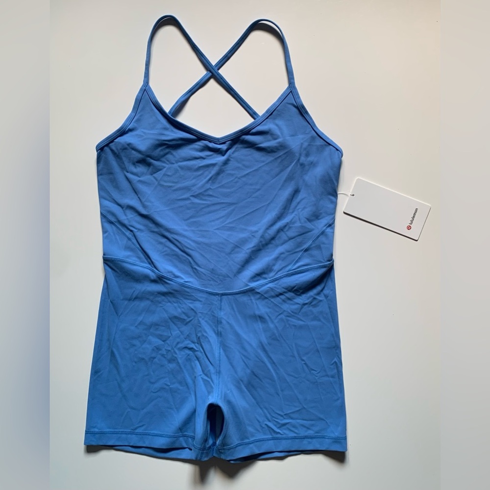 BNWT Lululemon Align Cross-Back Bodysuit 4"